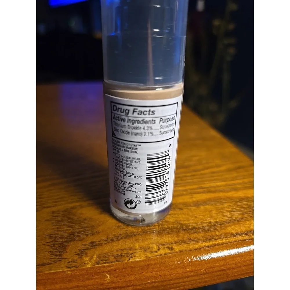 Revlon Colorstay 24Hr Longwear Makeup Foundation Normal - Dry Skin #200 NUDE 1oz